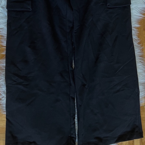 Oak Refined Cargo Sweats - Picture 2 of 2